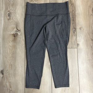 ATHLETA Salutation 7/8 Tight Heather Gray Size LP